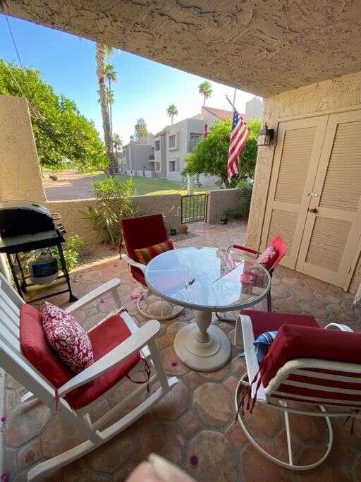 Swim, Hike, Golf, Shop, View Golfers Frm Ur Patio. Apartment Scottsdale Exterior photo