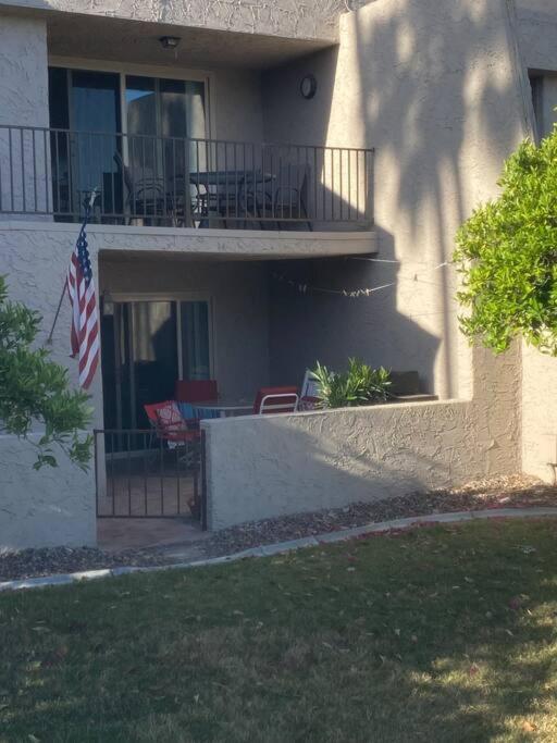 Swim, Hike, Golf, Shop, View Golfers Frm Ur Patio. Apartment Scottsdale Exterior photo